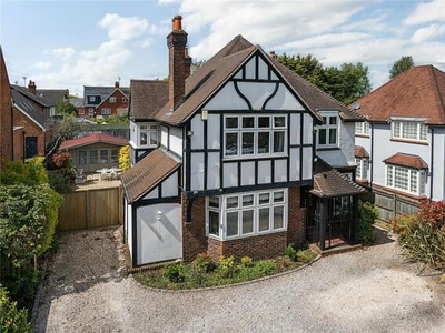4 Bedroom Detached House For Sale In Farnborough, Hampshire