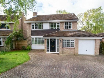 4 Bedroom Detached House For Sale In Fleet