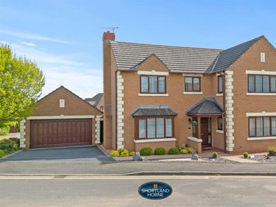 4 Bedroom Detached House For Sale In Gibbet Hill