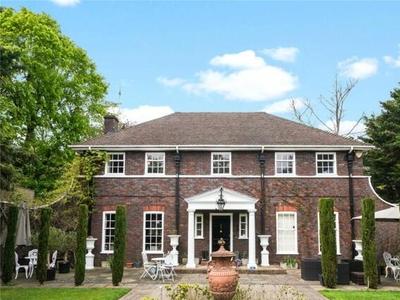 4 Bedroom Detached House For Sale In Kingston Upon Thames