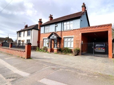 4 Bedroom Detached House For Sale In Stafford