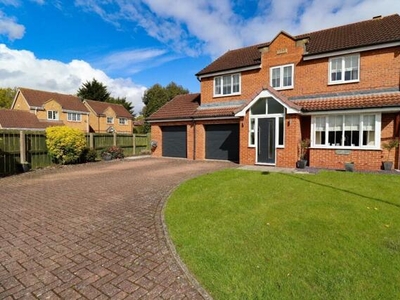 4 Bedroom Detached House For Sale In The Glebe, Norton