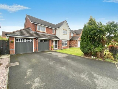 4 Bedroom Detached House For Sale In Walton-le-dale