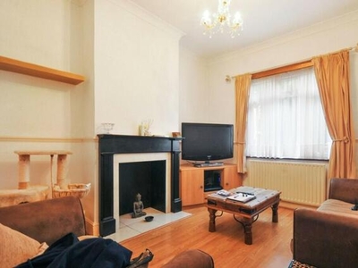 4 Bedroom End Of Terrace House For Rent In Enfield