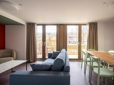 4 Bedroom Flat For Rent In 7 St Leonards Road, London