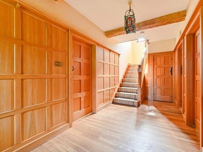 4 Bedroom House For Rent In Bromley, Chislehurst