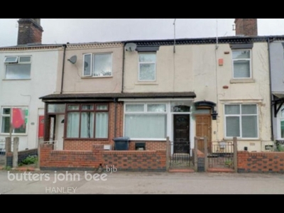 4 bedroom House - Terraced for sale in Stoke-On-Trent