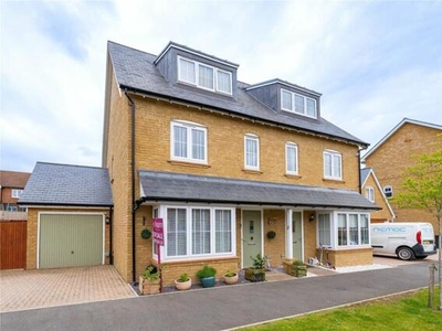 4 Bedroom Semi-detached House For Sale In Allington, Maidstone