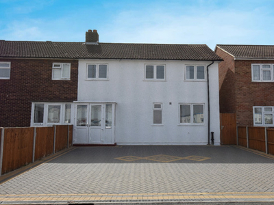 4 Bedroom Semi-detached House For Sale In Dartford, Kent