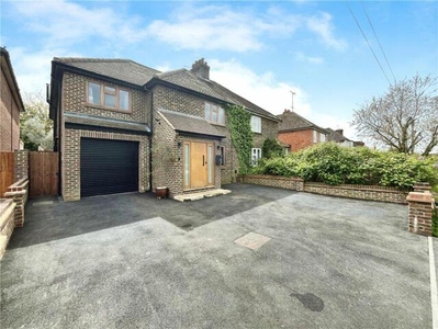 4 Bedroom Semi-detached House For Sale In Farnham