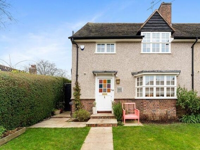 4 Bedroom Semi-detached House For Sale In Hampstead Garden Suburb
