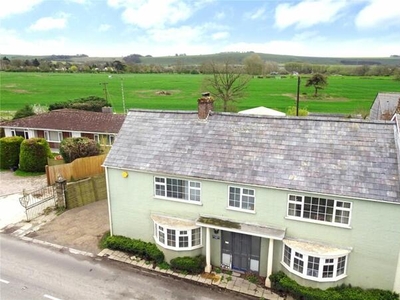 4 Bedroom Semi-detached House For Sale In Pewsey, Wiltshire