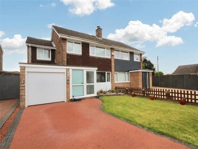 4 Bedroom Semi-detached House For Sale In Ringwood, Hampshire
