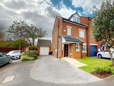 4 Bedroom Town House For Sale In Eccleston, St. Helens