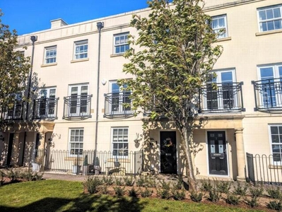 4 Bedroom Town House For Sale In Westgate On Sea