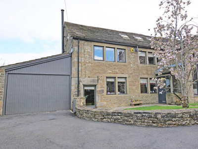 5 Bedroom Barn Conversion For Sale In West Lane