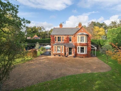 5 Bedroom Detached House For Sale In Berkshire