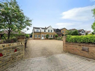 5 Bedroom Detached House For Sale In Enfield