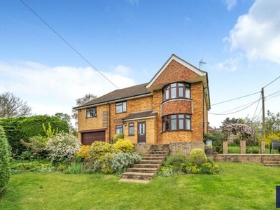 5 Bedroom Detached House For Sale In Great Brickhill, Buckinghamshire