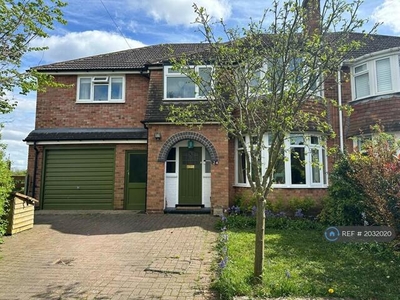 5 Bedroom Semi-detached House For Rent In Stratford Upon Avon