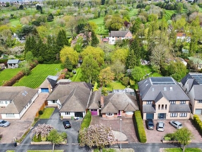 Detached bungalow for sale in The Broadway, Oadby LE2