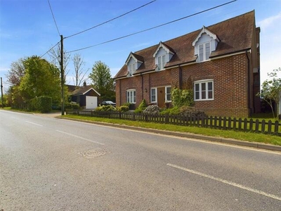 Detached House For Rent In Colchester, Essex