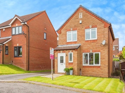 Detached house for sale in Laithes Chase, Alverthorpe, Wakefield WF2