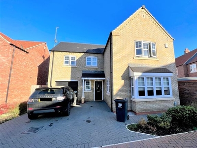 Detached house to rent in Crane Road, Kingswood, Hull HU7