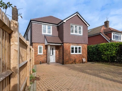 Detached house to rent in Crowborough Hill, Crowborough TN6