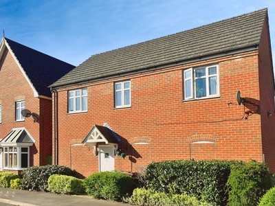 Detached house to rent in Flaxley Close, Lincoln LN2
