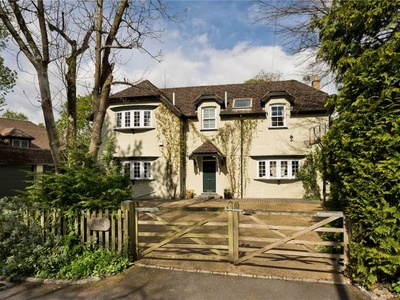 Detached house to rent in Sunning Avenue, Ascot, Berkshire SL5