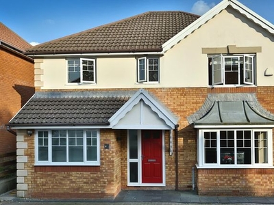 Detached house to rent in Swyn Y Nant, Thomastown, Tonyrefail, Porth CF39