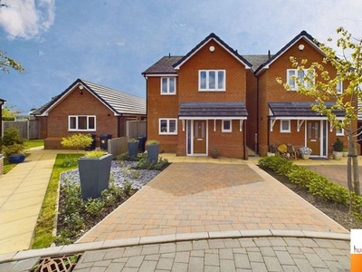 Detached house to rent in The Green, Quinton, Birmingham B32