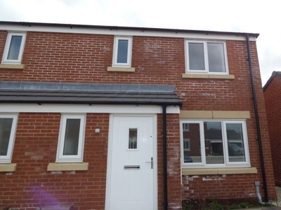 End terrace house to rent in Cottonwood Close, Liverpool L9