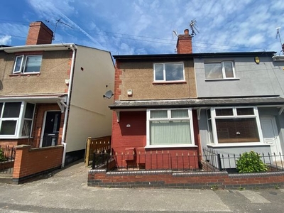 End terrace house to rent in Hardwick Street, Mansfield, Nottinghamshire NG18