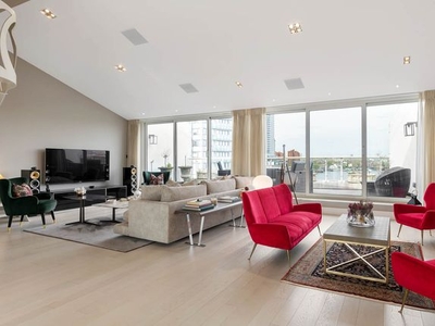 Flat for sale in Chelsea Harbour, London SW10