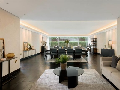 Flat for sale in Chesham Place, Belgravia, London SW1X