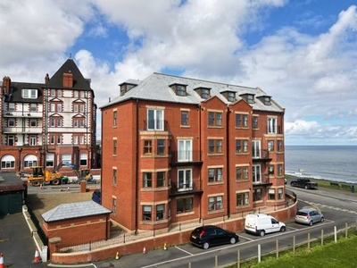 Flat for sale in West Cliff, Whitby YO21