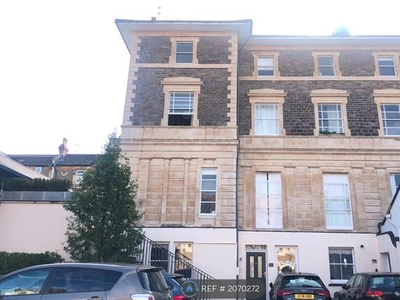Flat to rent in Alma Vale Road, Bristol BS8
