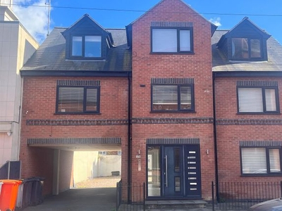 Flat to rent in Avenue Road Extension, Leicester LE2