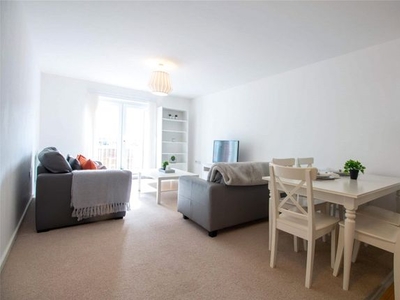 Flat to rent in Brindley House, 1 Elmira Way, Salford M5