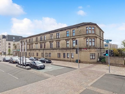 Flat to rent in Bruce Street, Clydebank, Glasgow G81