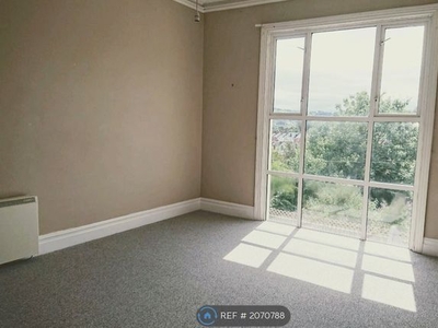 Flat to rent in Coombe Vale Road, Teignmouth TQ14