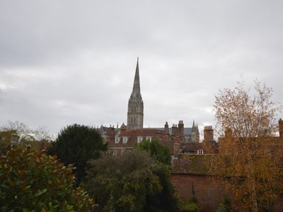 Flat to rent in Crane Street, Salisbury SP1