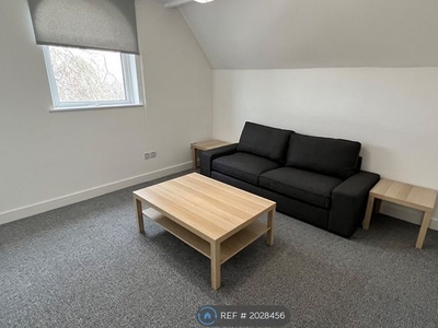 Flat to rent in Eccles Old Road, Salford M6