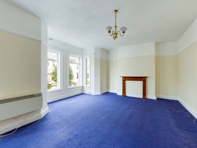 Flat to rent in Edith Avenue, Lipson, Plymouth PL4