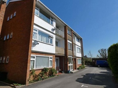 Flat to rent in Elm Grove Place, Salisbury SP1