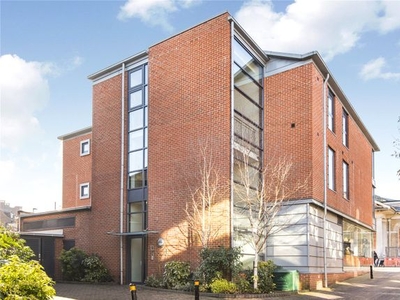 Flat to rent in Exchange Square, Winchester, Hampshire SO23