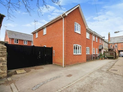 Flat to rent in Gilberts Lane, Highworth, Swindon SN6