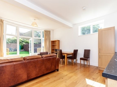 Flat to rent in Iffley Road, Oxford OX4